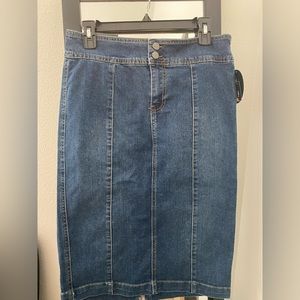 Denim pencil skirt